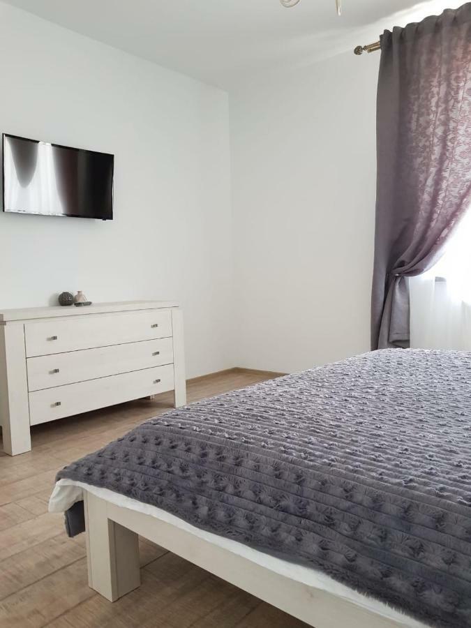 Apartament 2 Camere Ultracentral Râmnicu Vâlcea Exterior foto