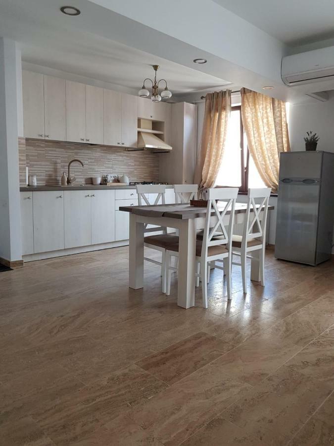 Apartament 2 Camere Ultracentral Râmnicu Vâlcea Exterior foto