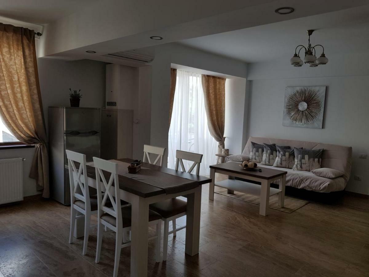 Apartament 2 Camere Ultracentral Râmnicu Vâlcea Exterior foto